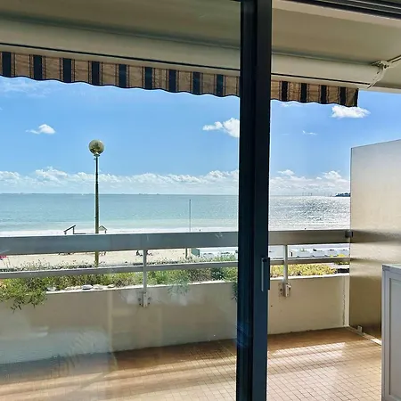 Manureva, - Face - - Lb538-001 * La Baule